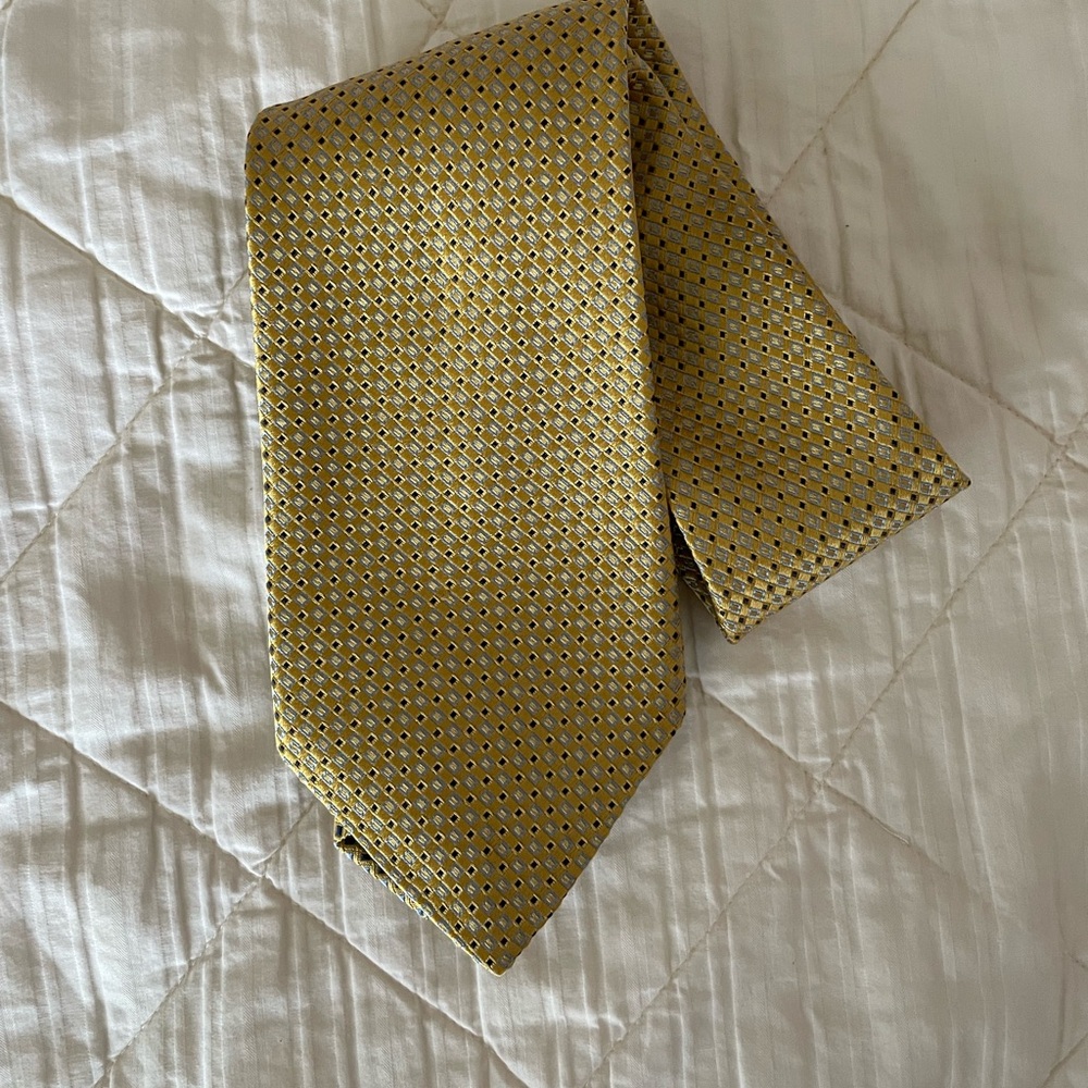 Vintage Geoffrey Beene Silk Tie